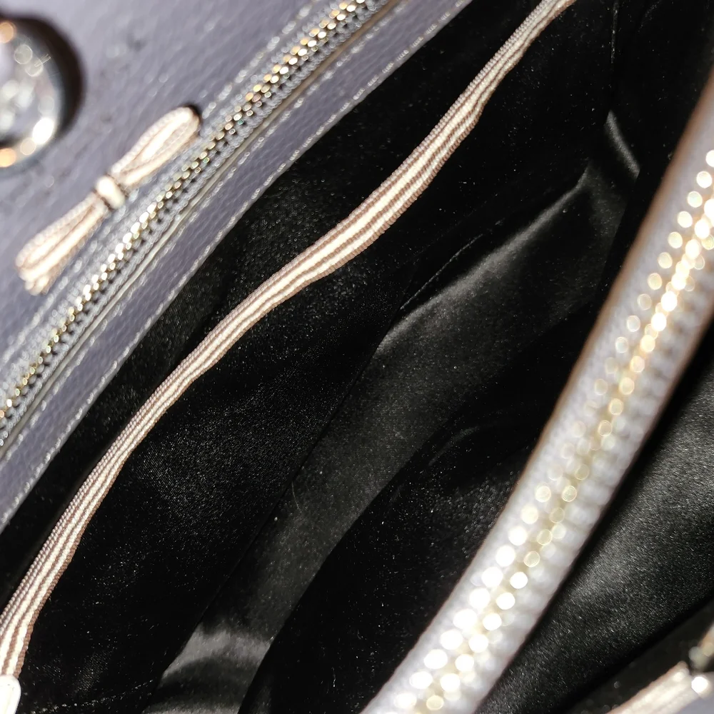 NWT! Henri bendel riverside carryall gray leather Satchel with buckle - Picture 10 of 10